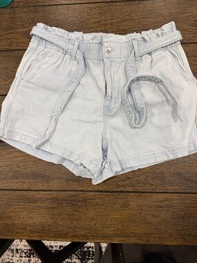 American Eagle Outfitters Pale Blue Paperbag Waist Shorts with Self-Tie